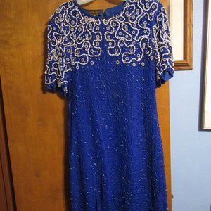 Vintage Eue's Allure from 70's blue with pearls and beads. XL